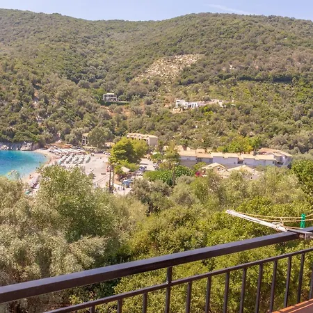 Apagio Apartahotel 4*
