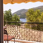 Apagio 4* Mikros Gialos