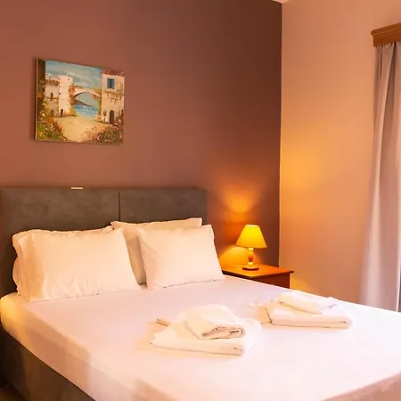 Apagio Aparthotel Mikros Gialos
