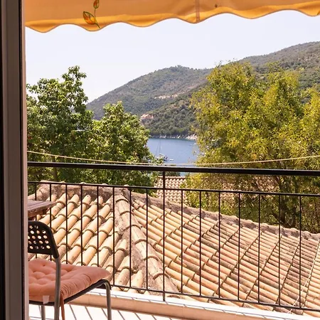 Apagio 3* Mikros Gialos