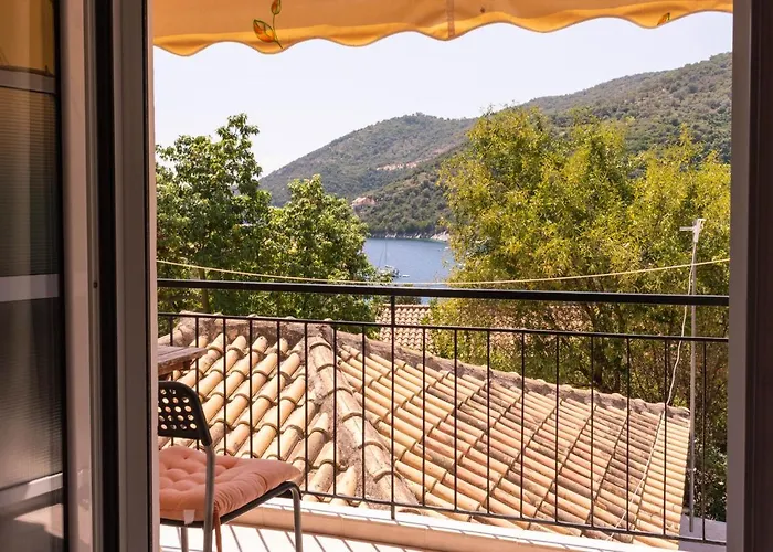 Apagio 3* Mikros Gialos